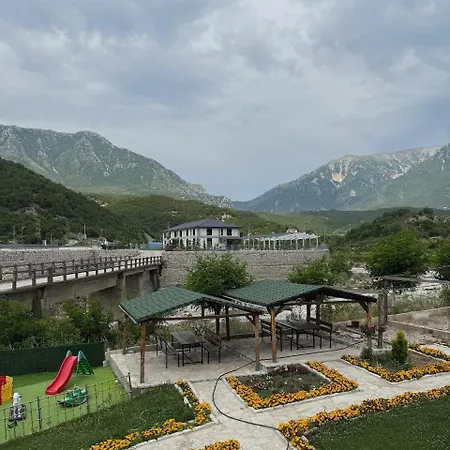 Lumi I Bardhe & Restaurant 4* Kuc (Vlore)